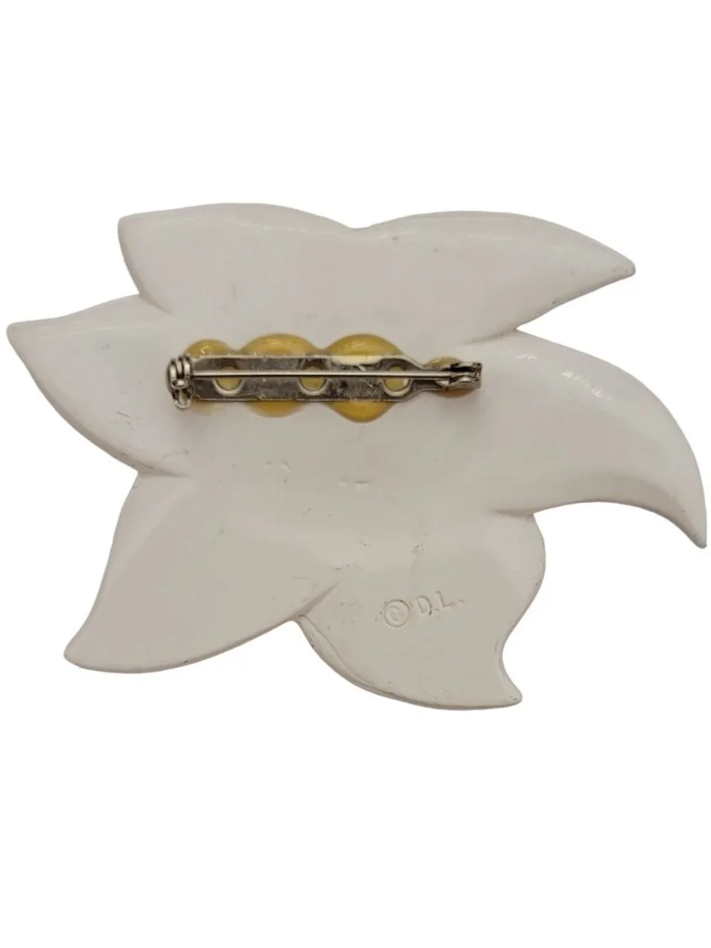 Signed D.L. Black White Modernist Molded Flower Brooch Pin K631